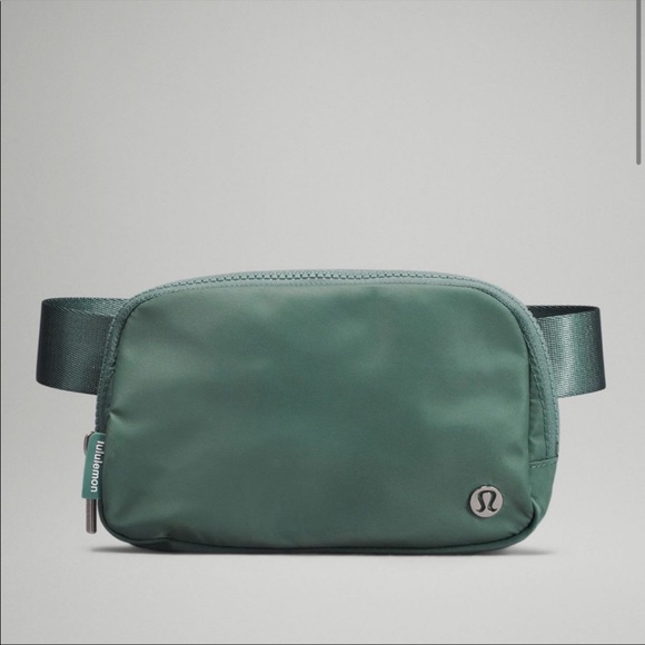 lululemon athletica Bags Lululemon Everywhere Belt Bag Ltidewater